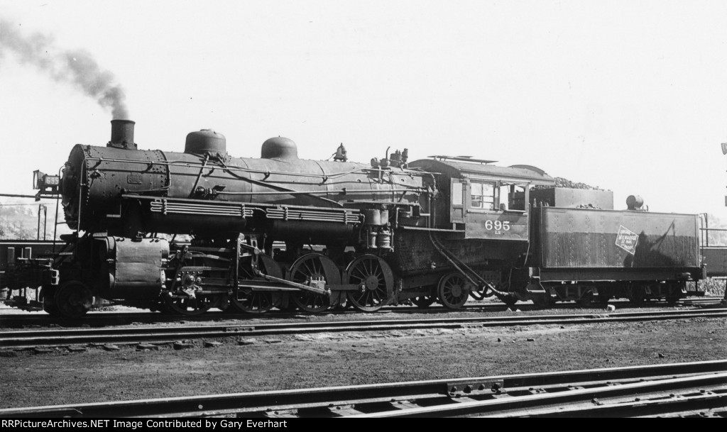 MILW 2-8-2 #695 - Milwaukee Road